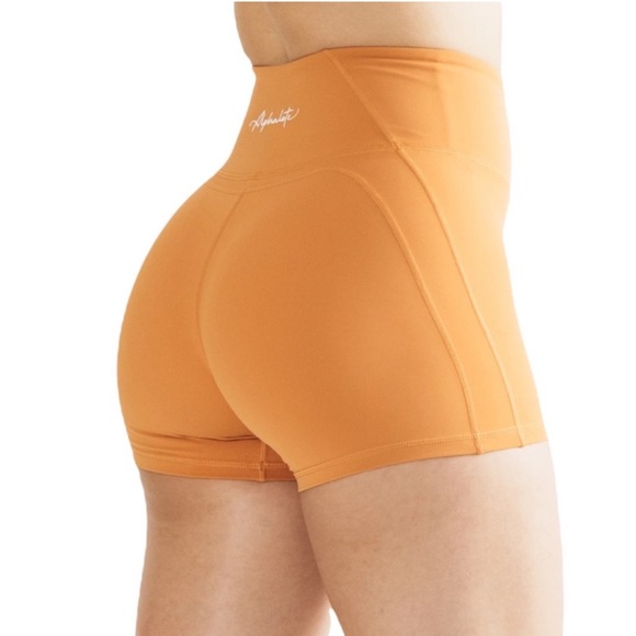 Alphalete Sun Kissed 4” Pulse Surge Shorts - Picture 3 of 11